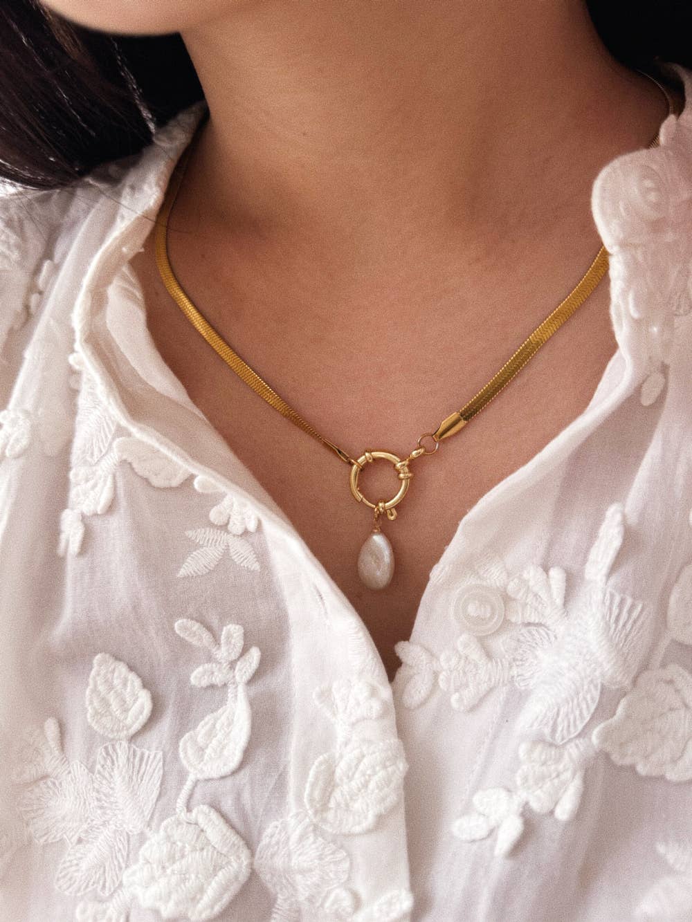 Kette aus 18kt vergoldetem Edelstahl mit Charm-Luxessary
