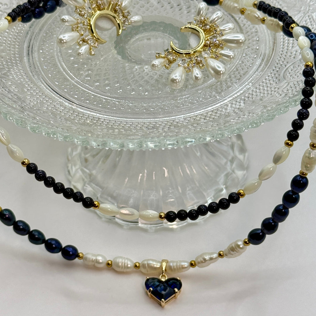 Zweiteiles Collier-Set aus Perlmutt und Süßwasserperlen